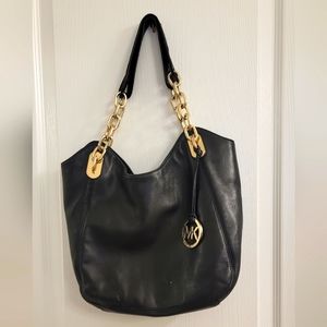 Michael KorsMICHAEL Michael Kors Black Leather Lilly Shoulder Bag..